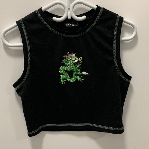 Crop top with dragon detail - Picture 2 of 4